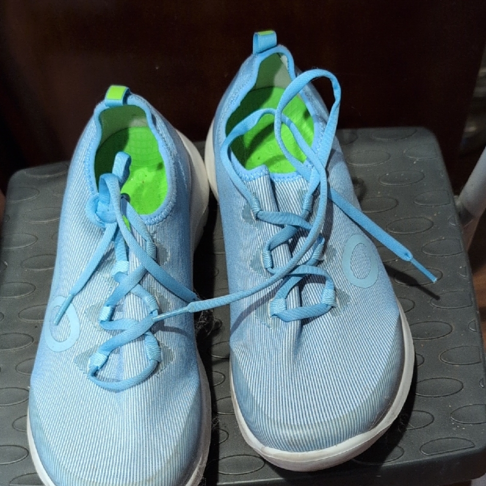 OOFOS Women Light Blue Slip-On Sneakers with Neon Green Insole